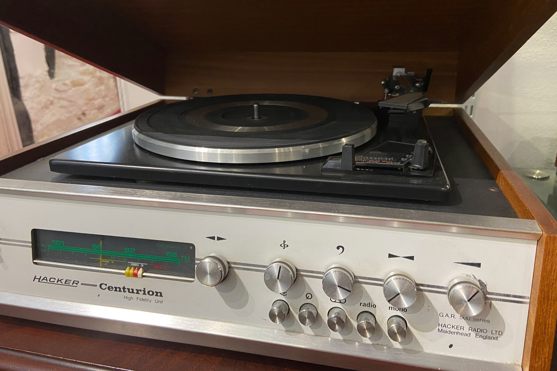 Vintage Stereo Repairs South Wales Barnfields Abergavenny